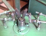 Máy sản xuất cựa gà đá